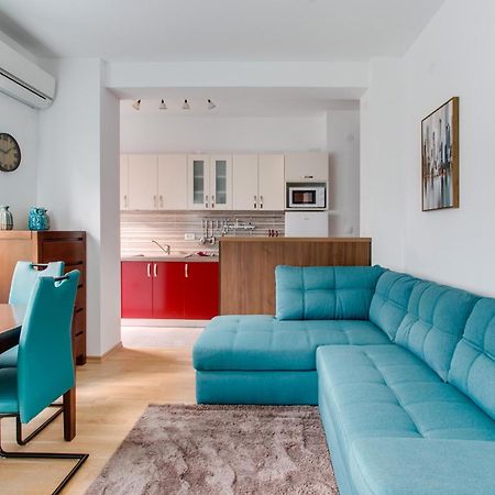 Apartments Lora 13.Jula, 15 Budva Ngoại thất bức ảnh