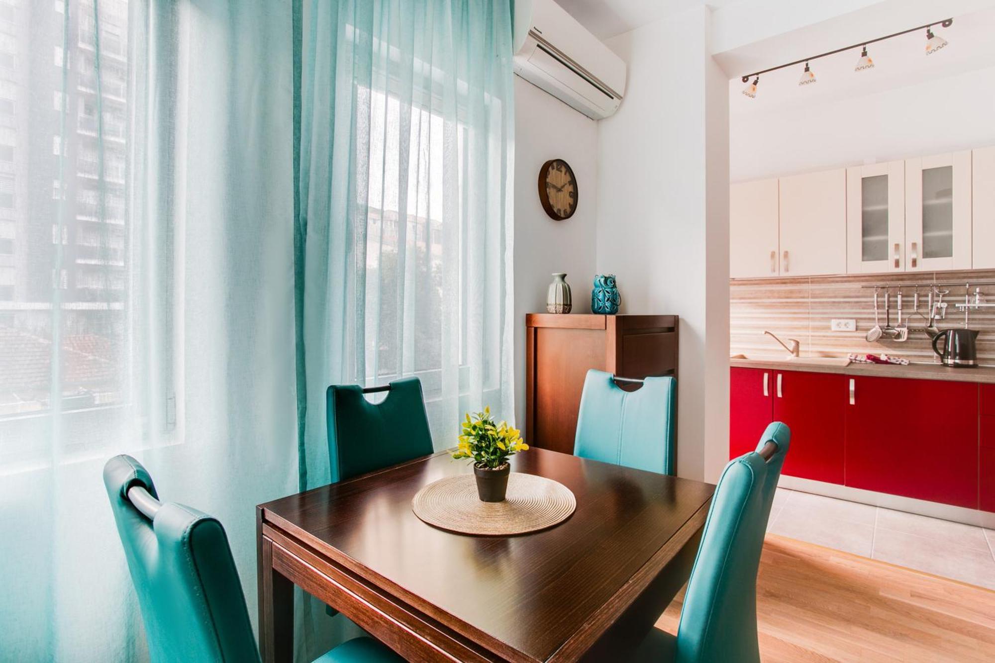 Apartments Lora 13.Jula, 15 Budva Ngoại thất bức ảnh